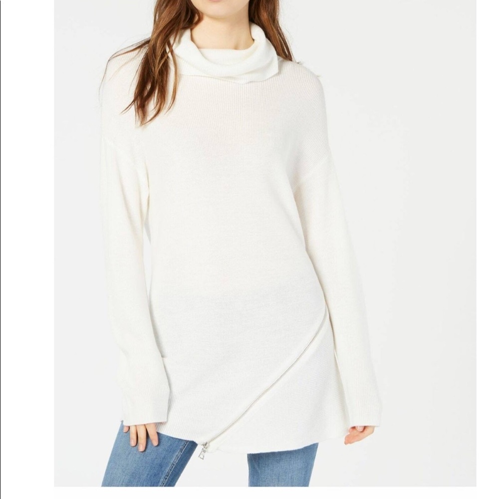 Bar lll Women’s Ivory Zipper Trim Sweater - Picture 1 of 8